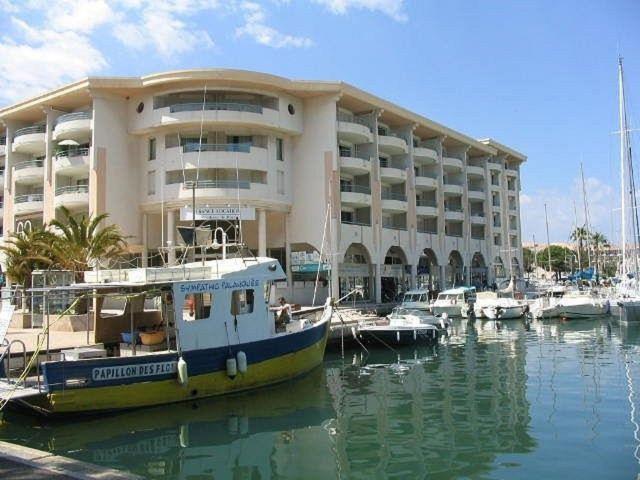 Residence Du Port - Borghese Frejus Luaran gambar